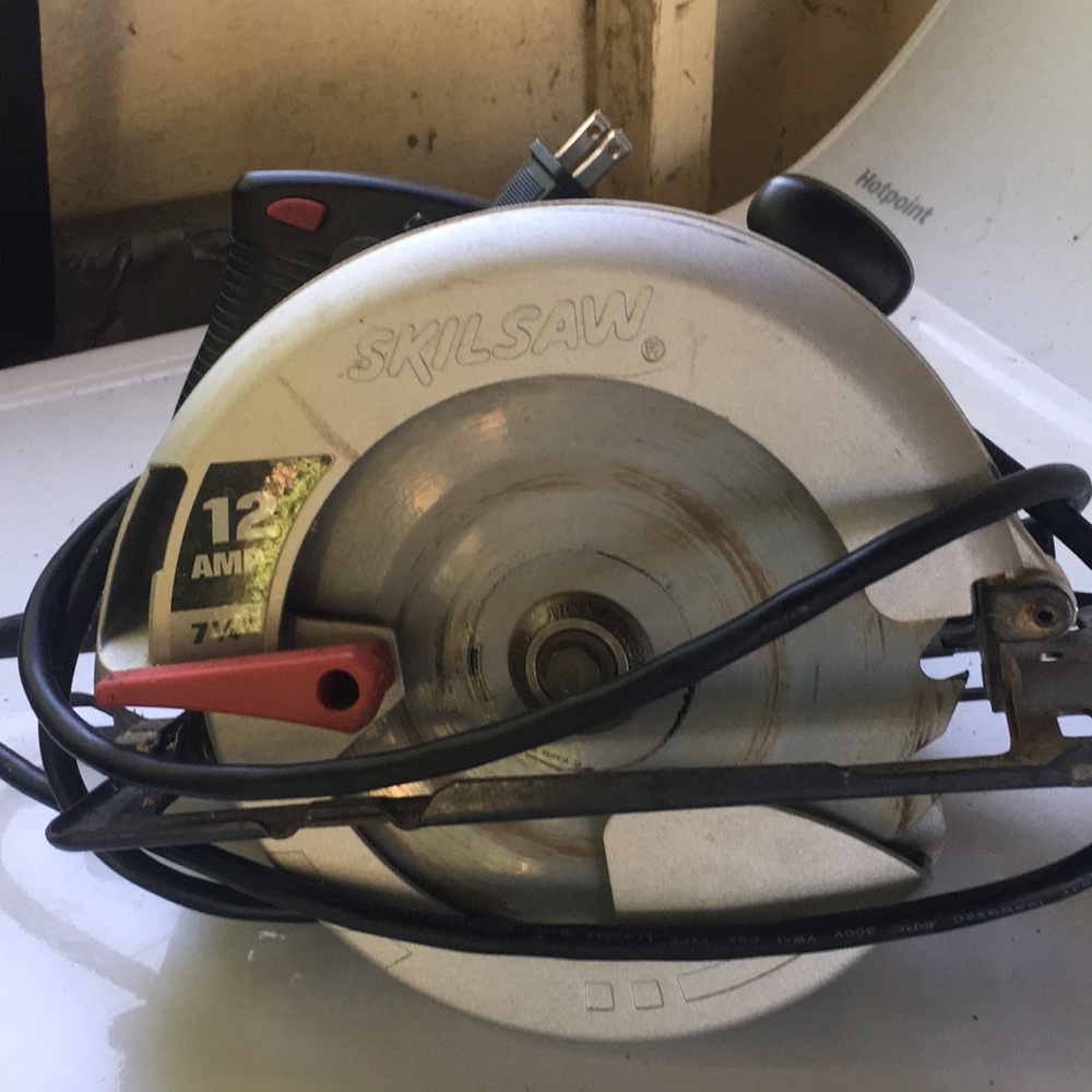 Skil saw